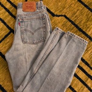 90’s high waisted Levi’s